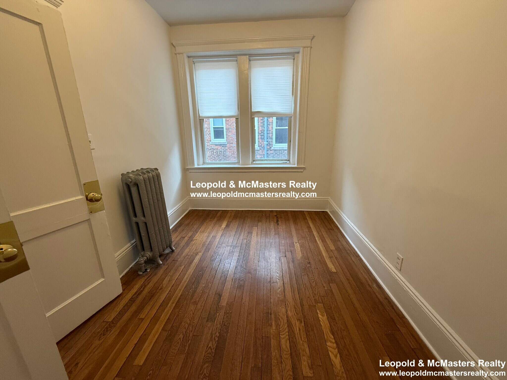 Building Photo - 116 Warren St