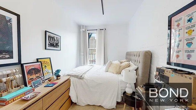 Floorplan - 301 West 17th Street