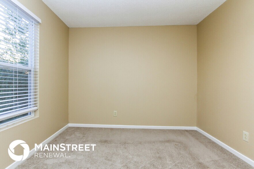 Building Photo - 1766 Blue Grass Pkwy