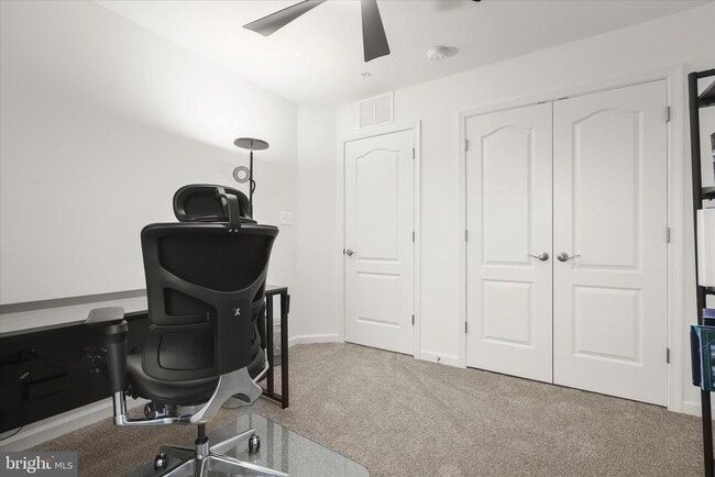 Building Photo - 1624 Aster Ln