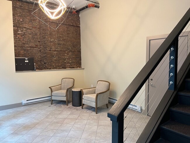 Lobby - 413 S Warren St
