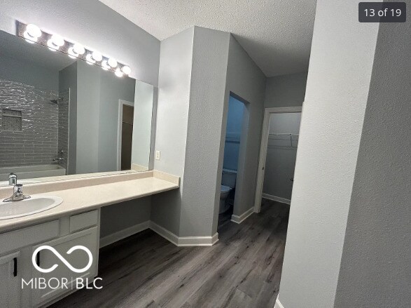 Building Photo - 5548 James Blair Dr