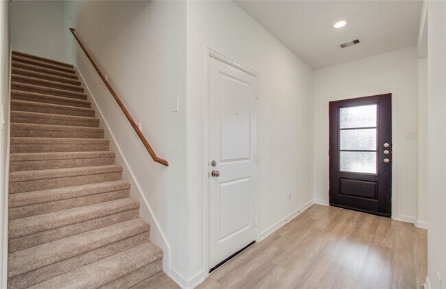 Building Photo - 4918 Eldorado Rose Pl