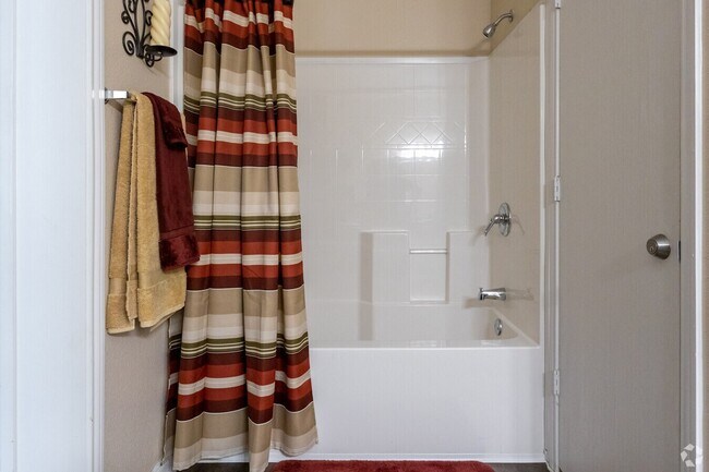 Building Photo - Spacious & Stylish 2 Bed — 1 Month Free!