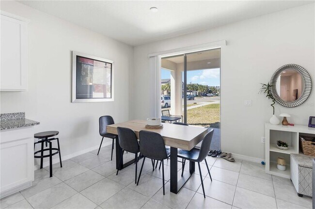 Building Photo - 17241 Goldcrest Loop