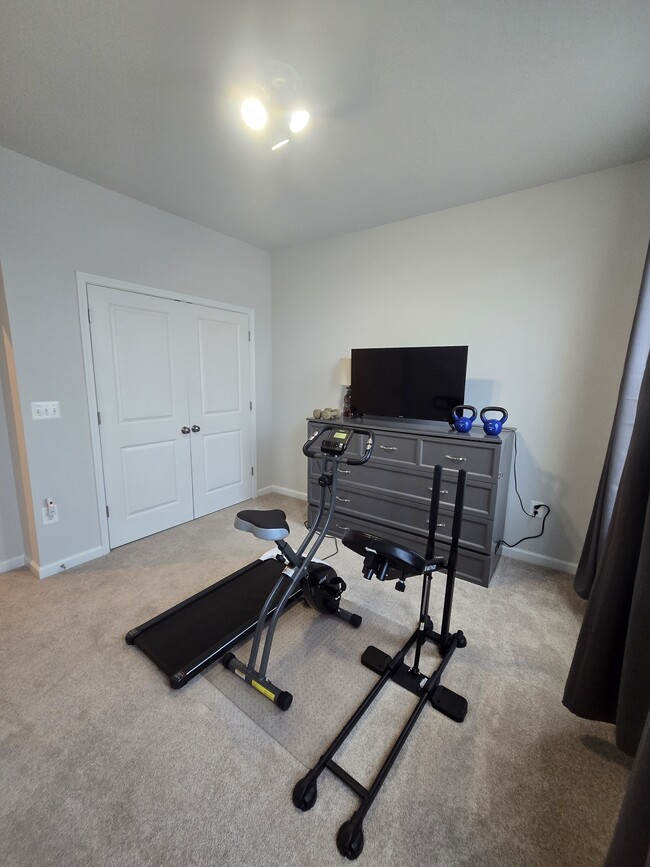 Building Photo - 9227 Magellan Pkwy