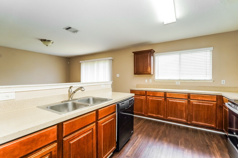 Building Photo - 348 Dakota Ridge Dr