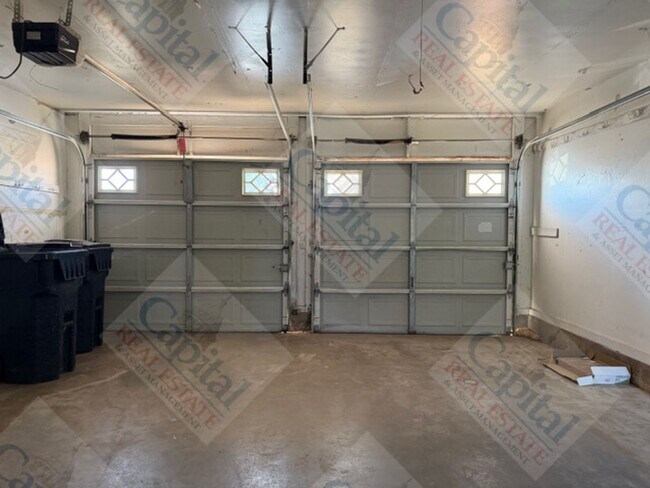 Building Photo - 4605 NW 60th St