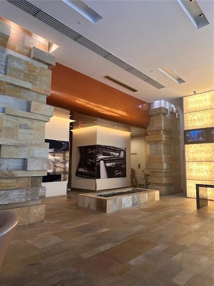 Building Photo - 55 SE 6th St