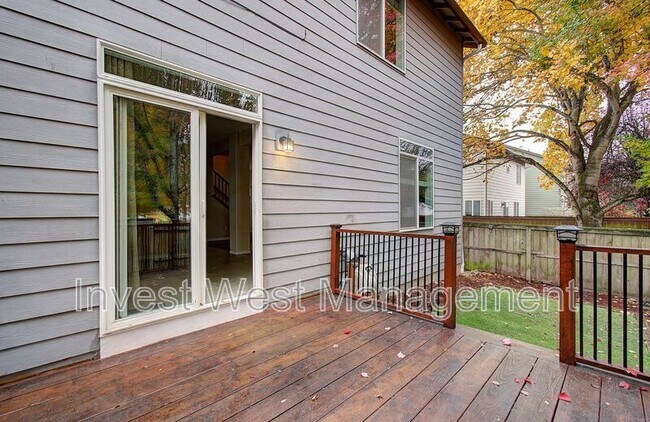 Building Photo - 15020 NW 1st Ave