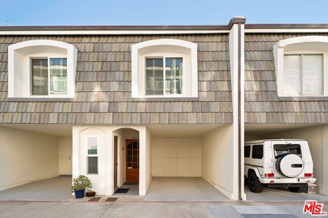 Building Photo - 11942 Whitewater Ln