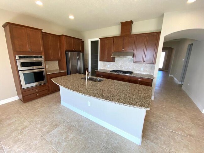 Building Photo - 11316 Lemon Lake Blvd