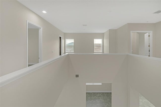 Building Photo - 14989 RedCove Pl