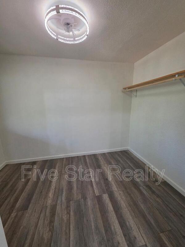 Building Photo - 12896 Rices Crossing Rd