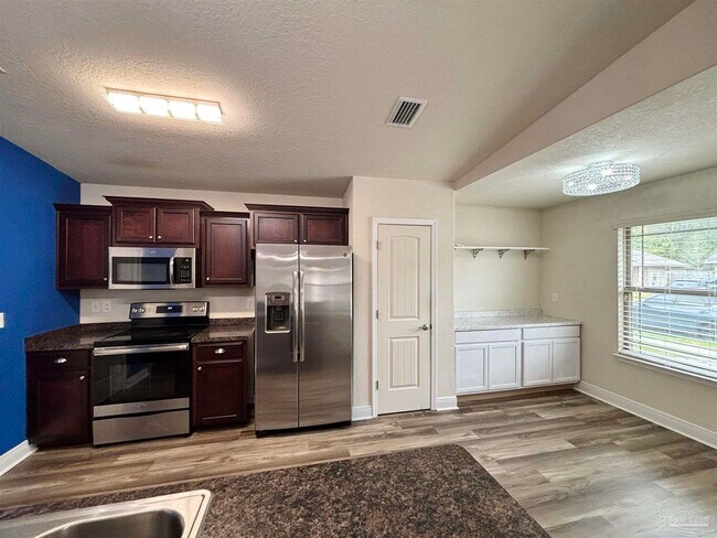 Building Photo - 5143 Carmell Ridge Cir