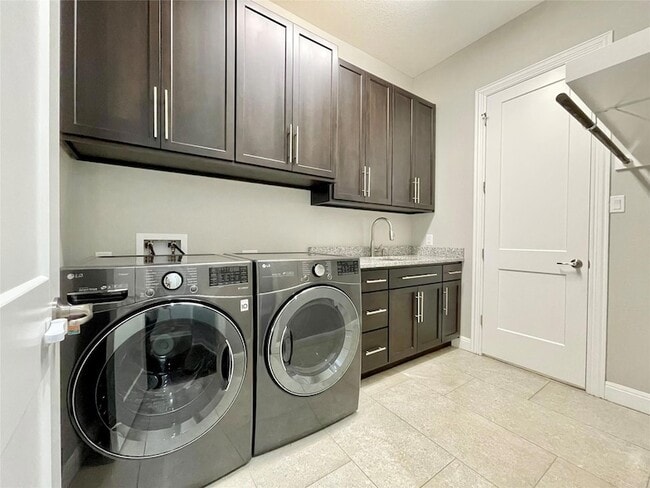 Building Photo - 3809 Mineral Dr