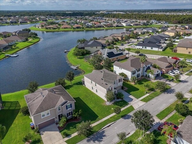 Building Photo - 1527 Angler Avenue