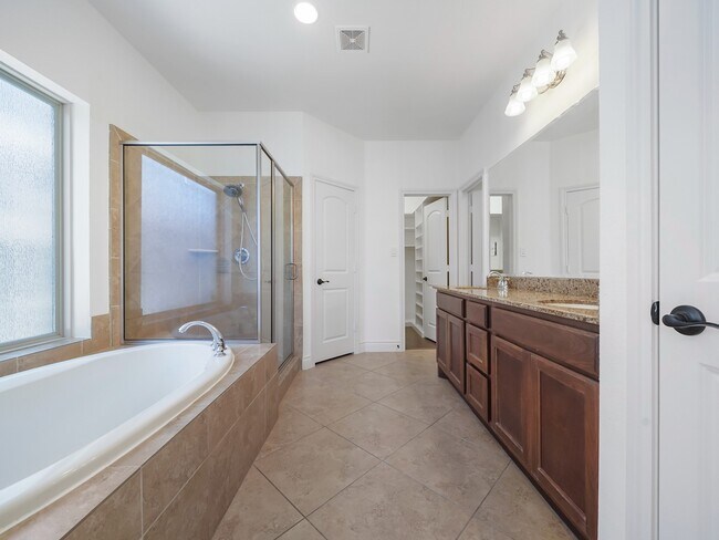 Building Photo - 27123 Birch Pine Ct