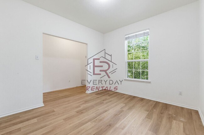 Building Photo - 9309 Sandyford Ct