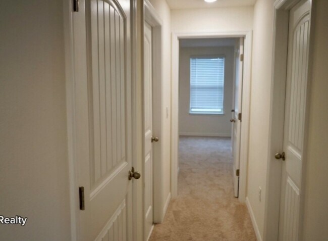 Building Photo - 12071 Holystone St