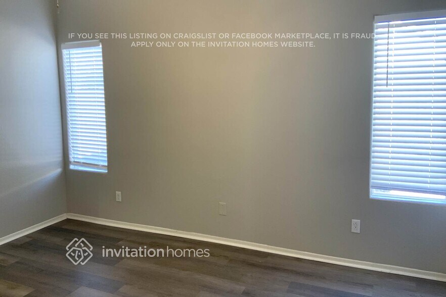 Building Photo - 3606 W Via Del Sol Dr