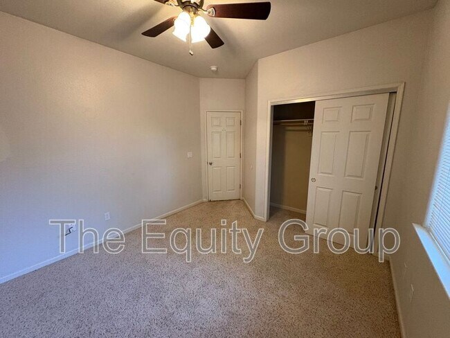 Building Photo - 524 Mallard Ave