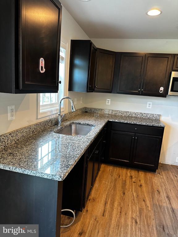 Building Photo - 4203 Flanders Ct