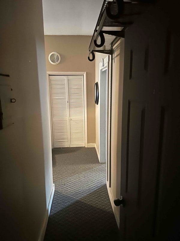 Building Photo - 379 Broad St