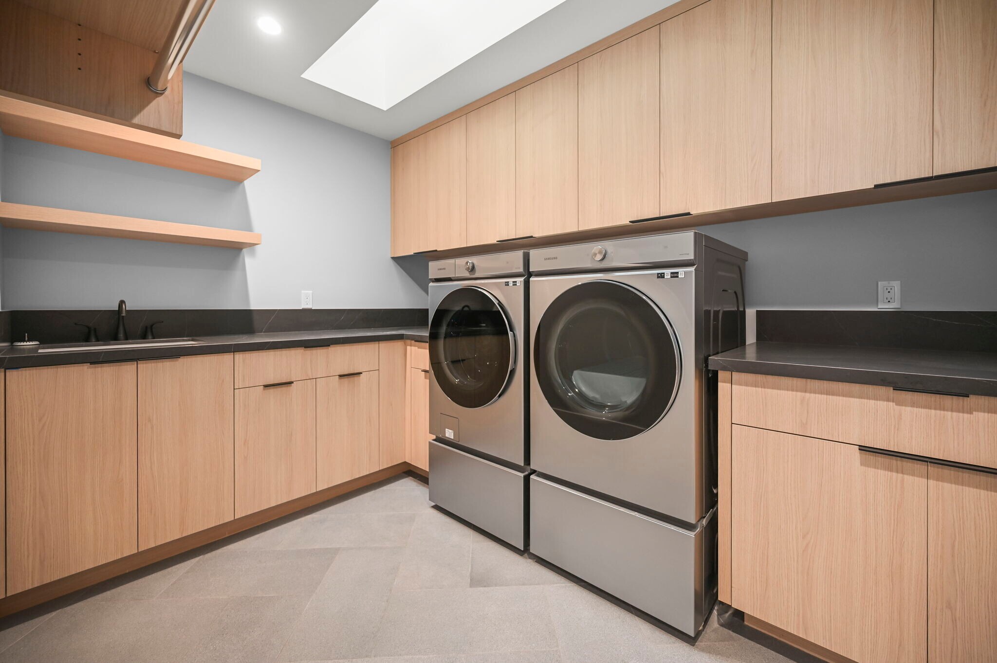 Laundry Room - 1533 Manning Ln