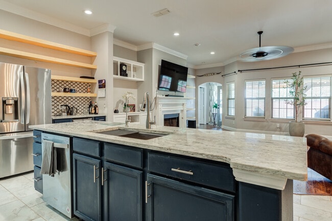 Building Photo - 6905 91st St