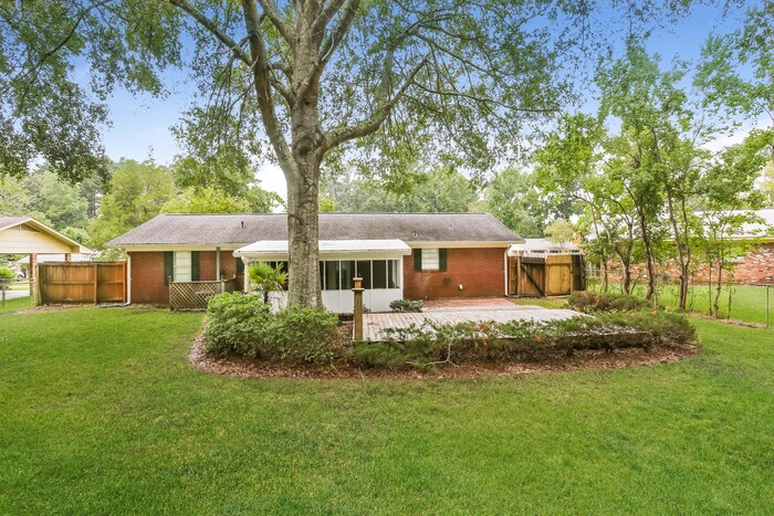 Building Photo - 103 Springridge Dr