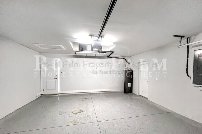 Building Photo - 3005 34th St SW