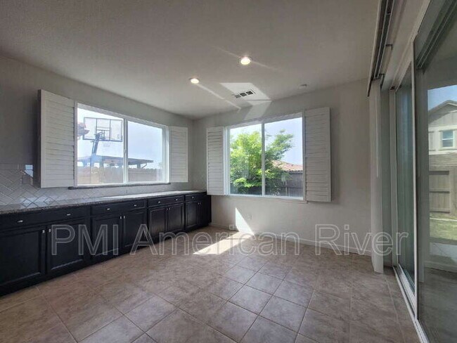 Building Photo - 708 Gentle Breeze Wy