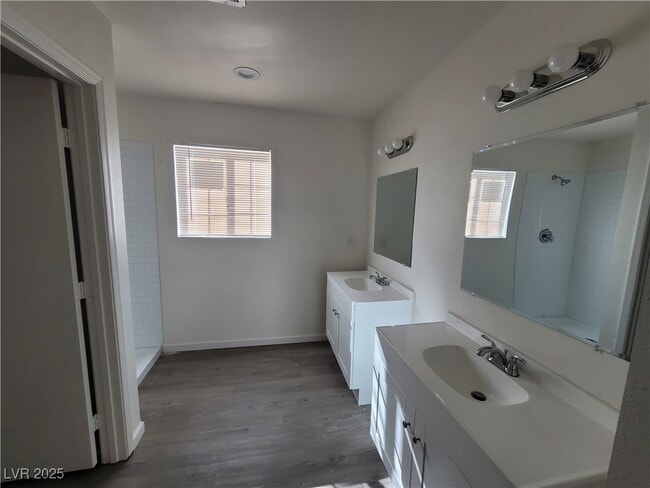 Building Photo - 7324 Empress Dr