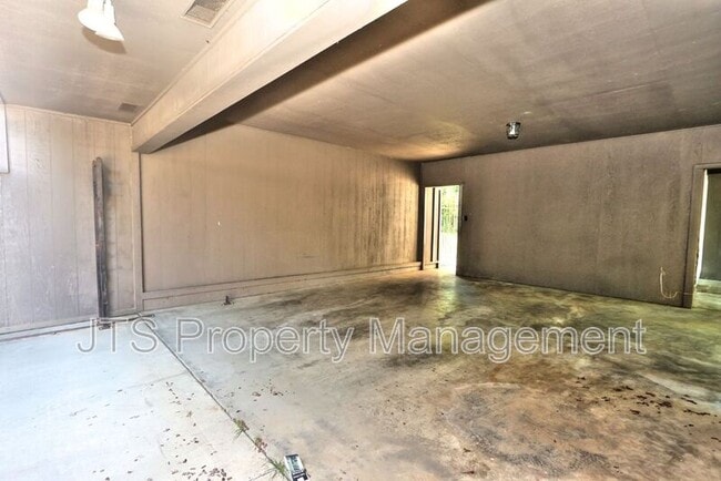 Building Photo - 3160 Watt Ave