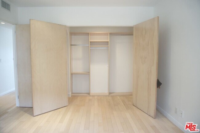 Building Photo - 2222 Neilson Wy