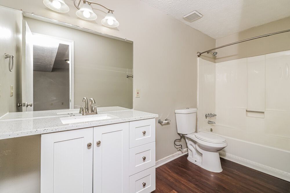 Building Photo - 4035 N Quail Dr