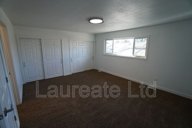 Building Photo - 7152 Depew Cir