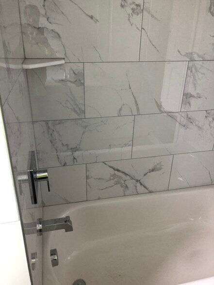 Building Photo - 217 College Blvd