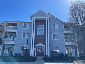 Building Photo - 1153 Fairman Way