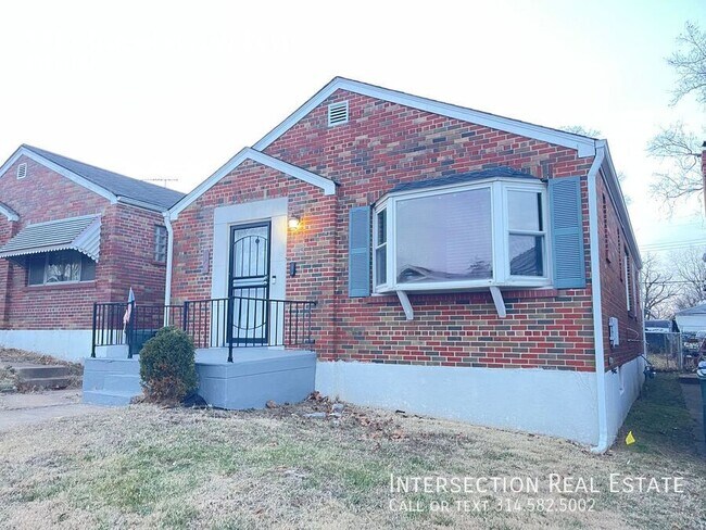 Building Photo - 5713 Goodfellow Blvd