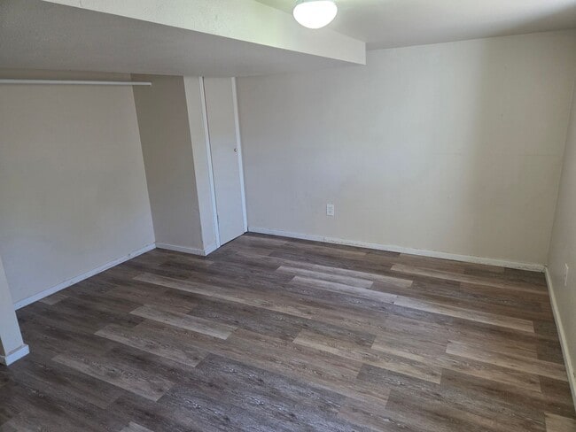 Building Photo - Great Northside 4 bed 2 bath home