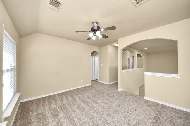 Building Photo - 4607 Aspen Leaf Ln