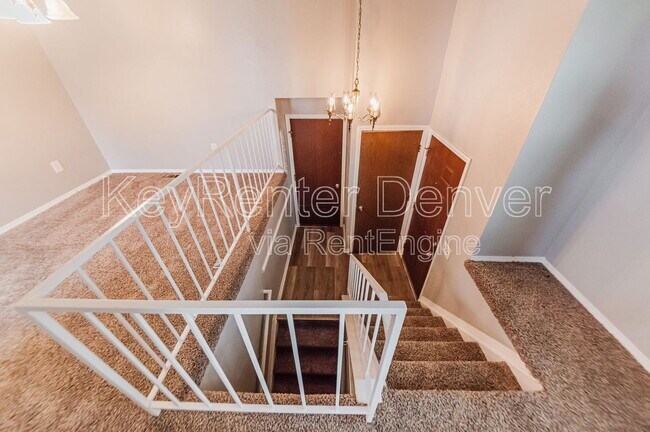 Building Photo - 1498 S Bahama St