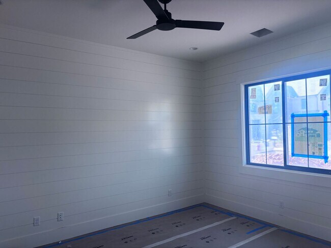 Building Photo - Brand New 2 Story New Trend Construction built home with RV garage