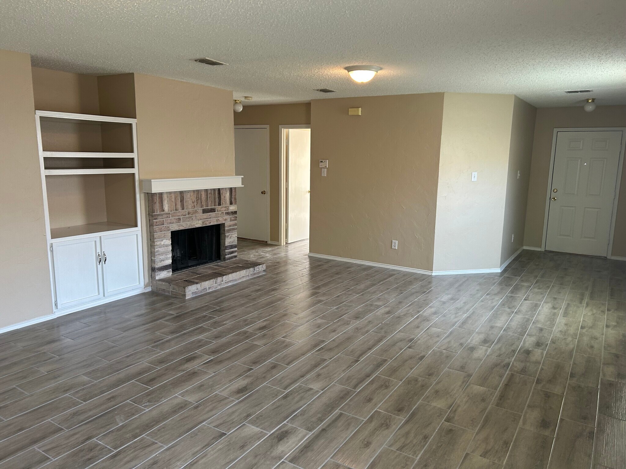 Building Photo - 7912 Canoe Ridge Ln