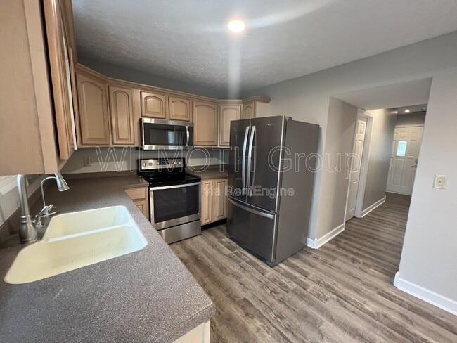 Building Photo - 2611 N Delaware St