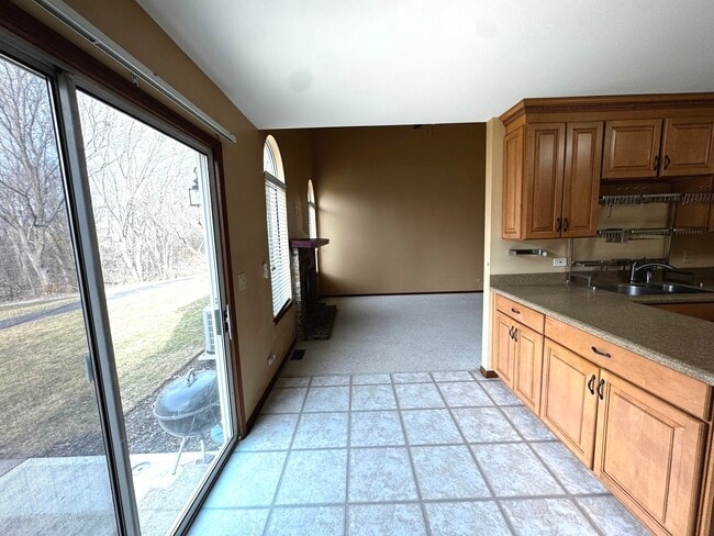 Building Photo - 165 Winchester Dr