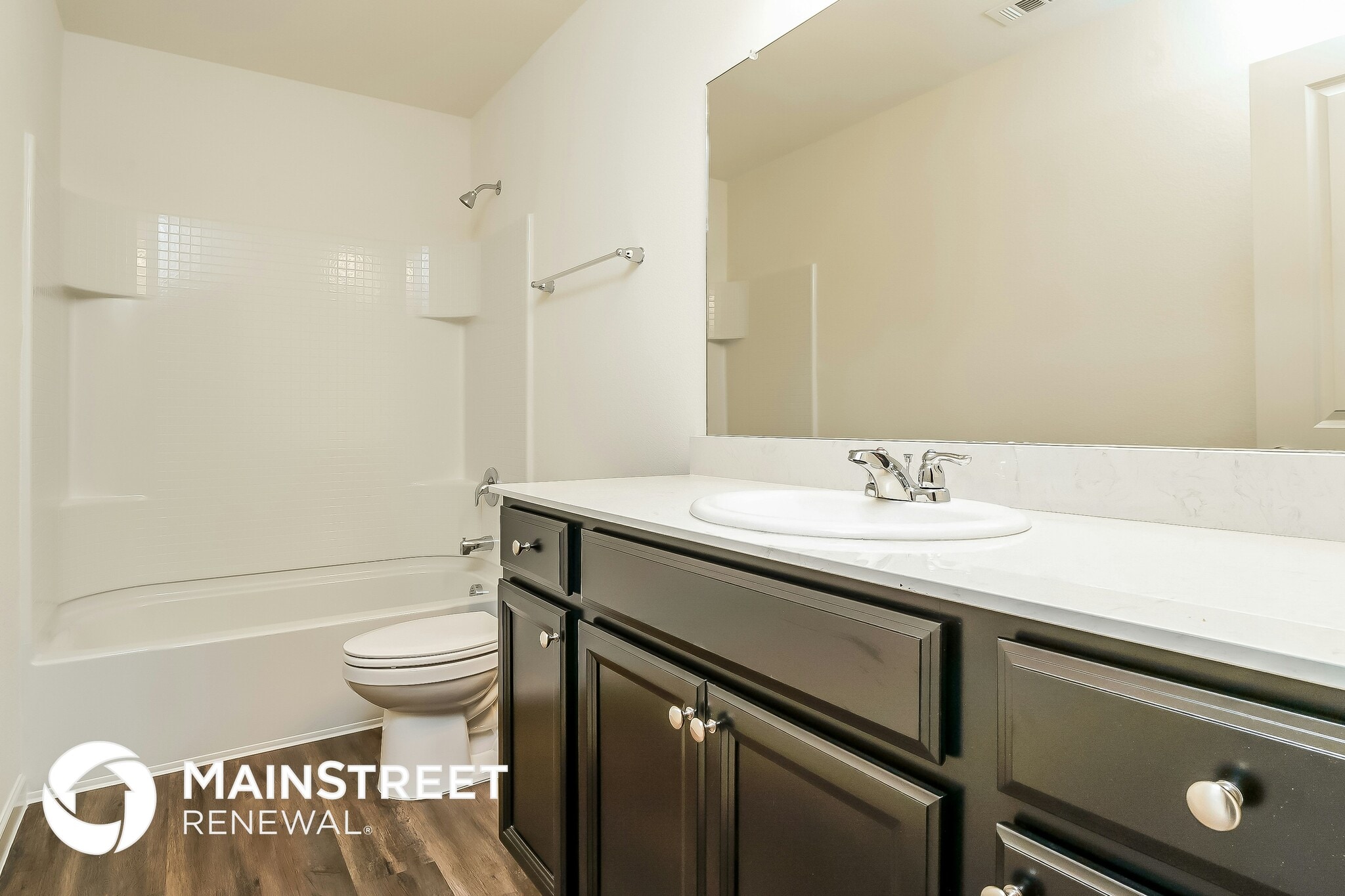 Building Photo - 520 Horn St