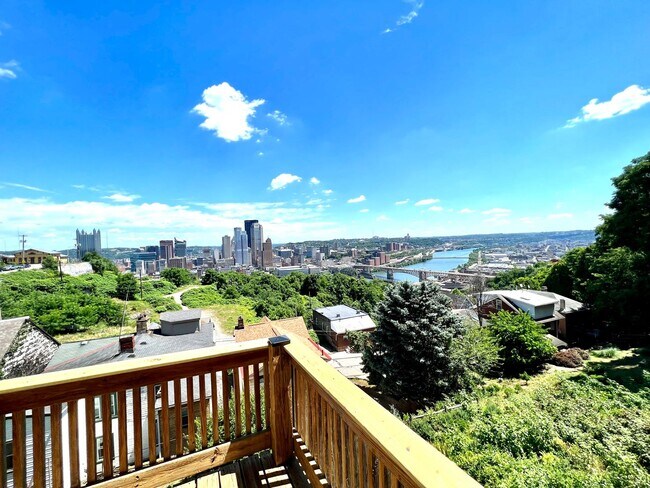 Building Photo - 41 Wyoming St